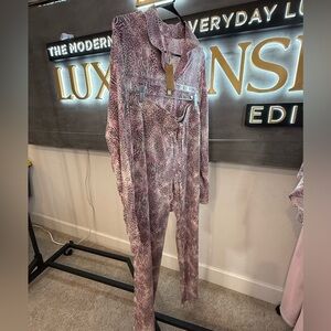 SKIMS Sleep Long Sleeve Button Up Set - Bloom Multi Animal Print